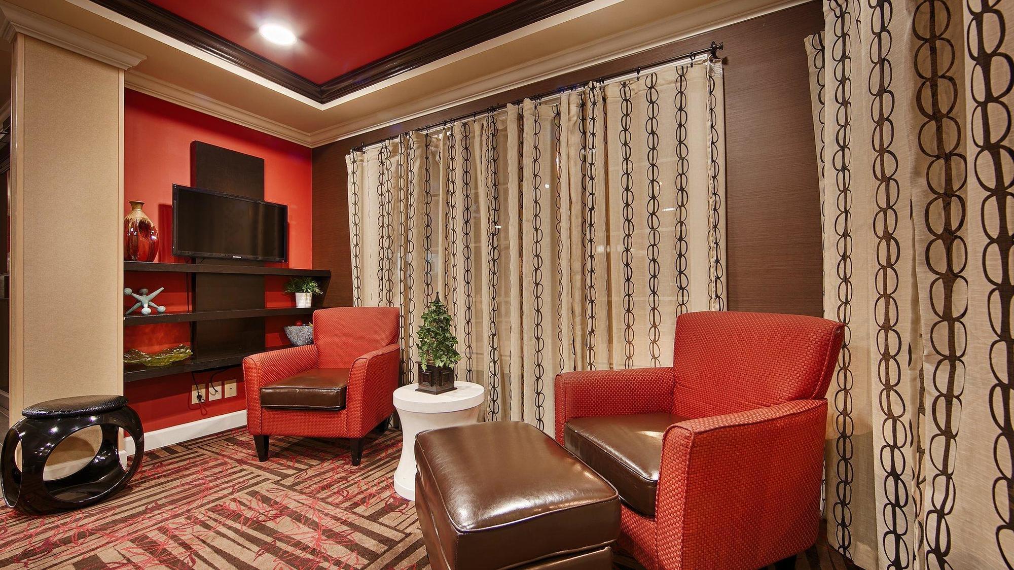 At The Peachtrees, Ascend Collection
